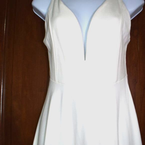 HeartBeeps White Fit & Flare Mini Dress Medium Low Cut Sleeveless Zip Back - Picture 9 of 14